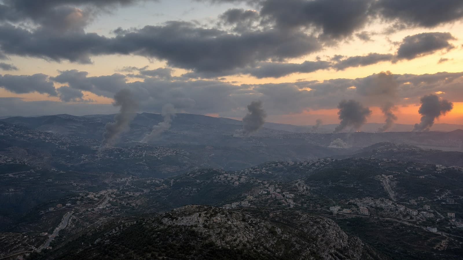 IDF heavy artillery barrage reported across southern Lebanon